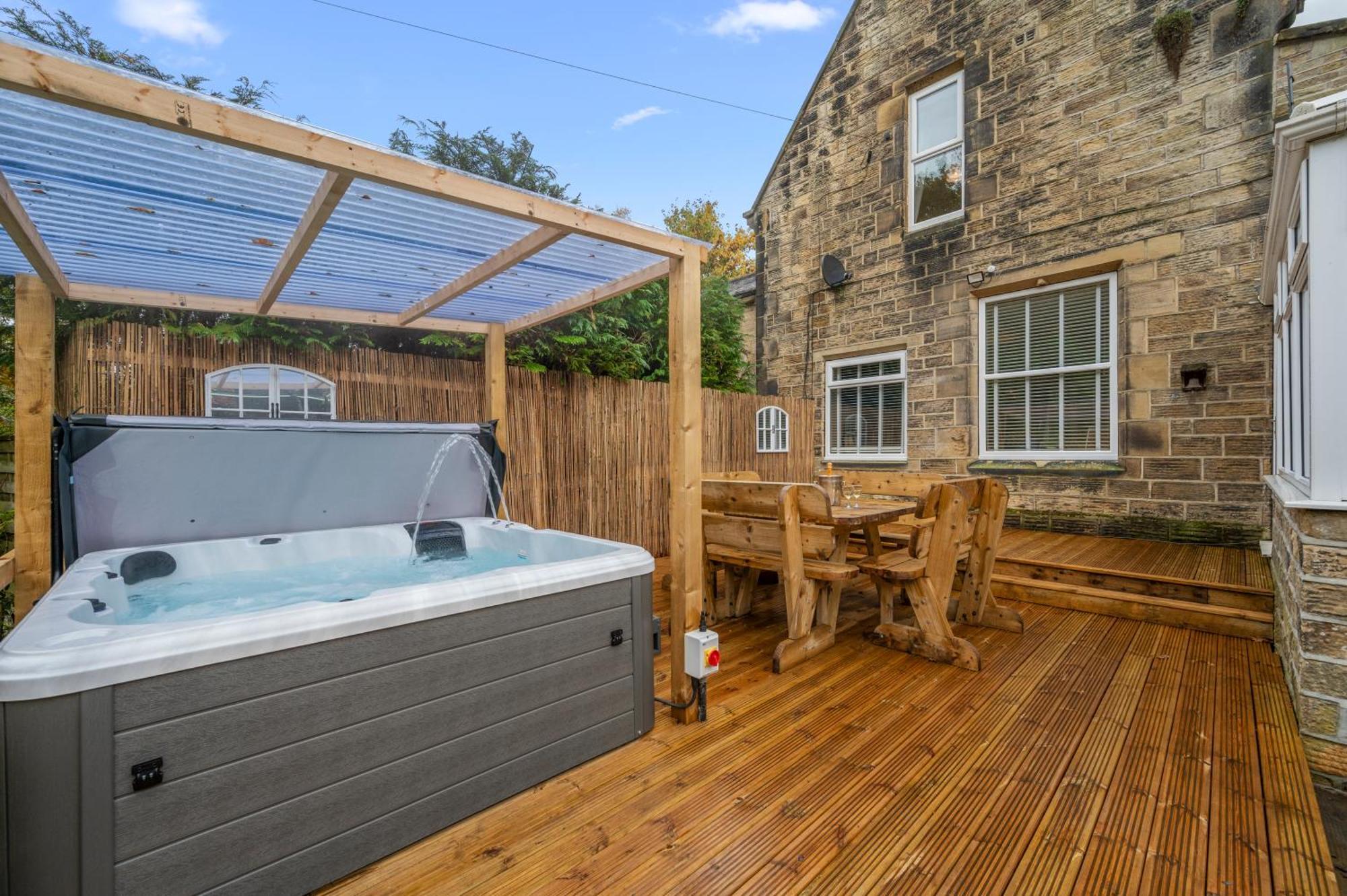 Relax At Little Hawkcliffe Vila Steeton Exterior foto