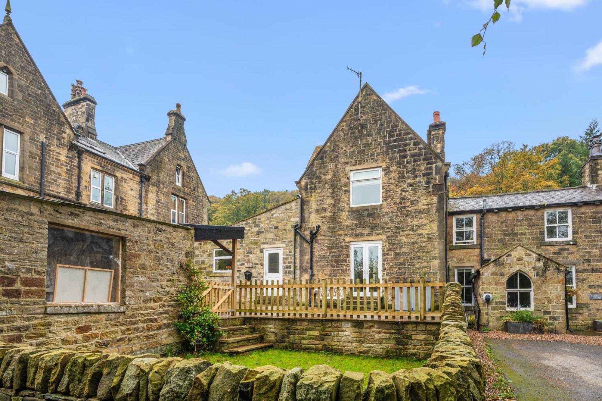 Relax At Little Hawkcliffe Vila Steeton Exterior foto